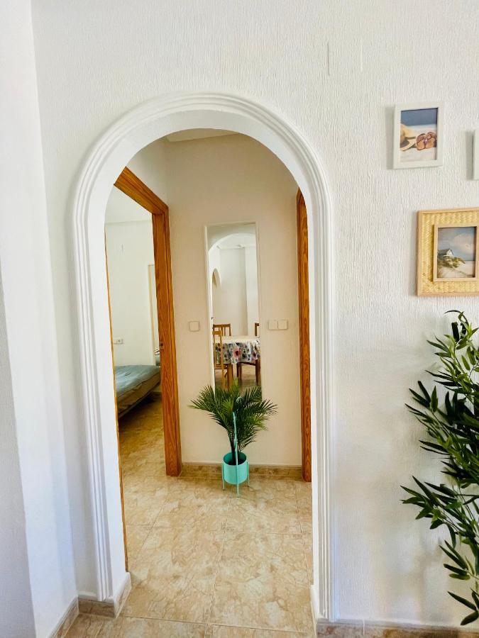 El Papagayo Apartment 2 Mins Walking To The Beach Torrevieja Luaran gambar