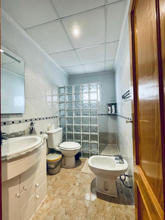 El Papagayo Apartment 2 Mins Walking To The Beach Torrevieja Luaran gambar